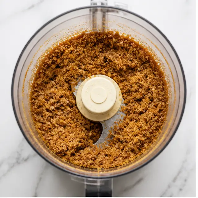 Step 1: Pulses gingersnap crumbs with melted butter for the crust